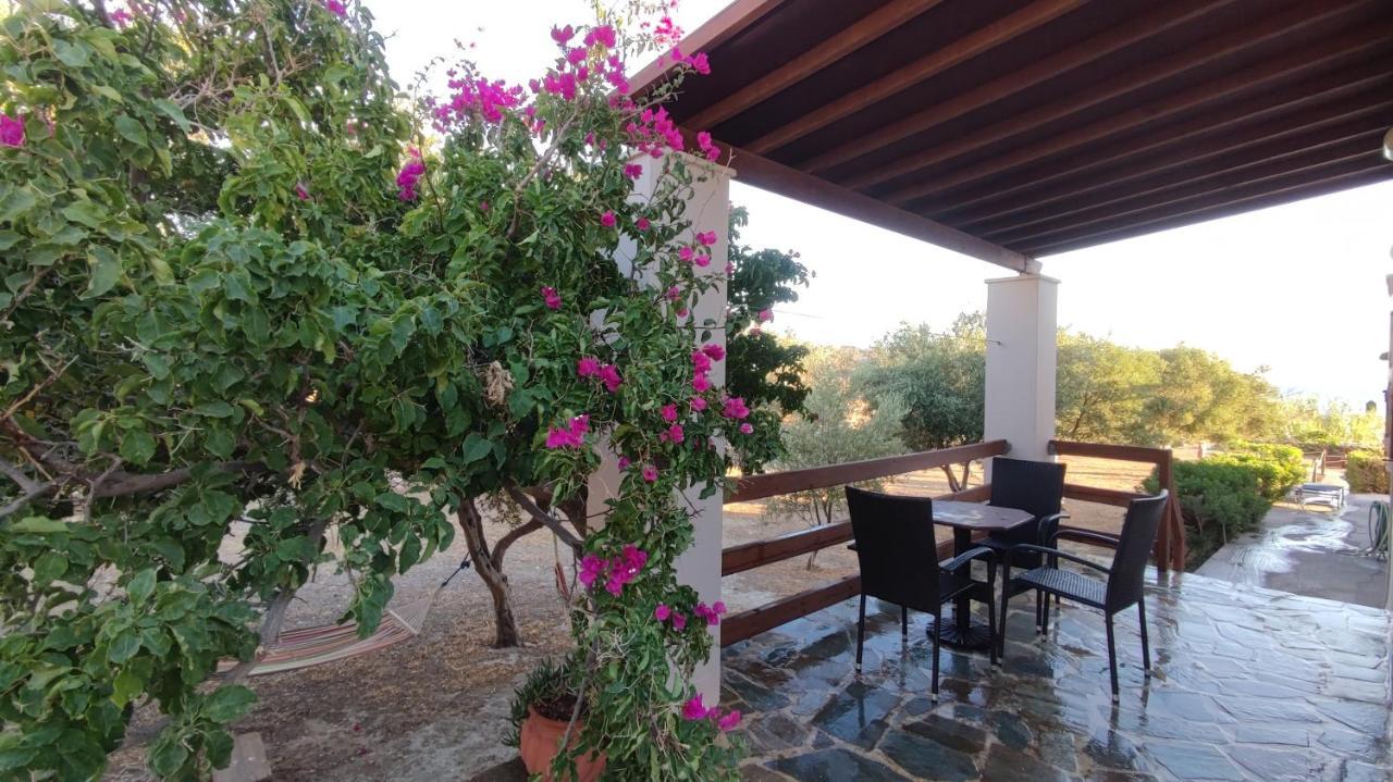 Appartement Tramonto Nel Delfini à Kini Extérieur photo