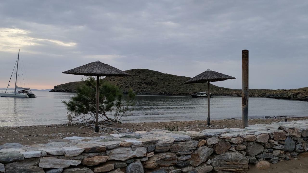Appartement Tramonto Nel Delfini à Kini Extérieur photo